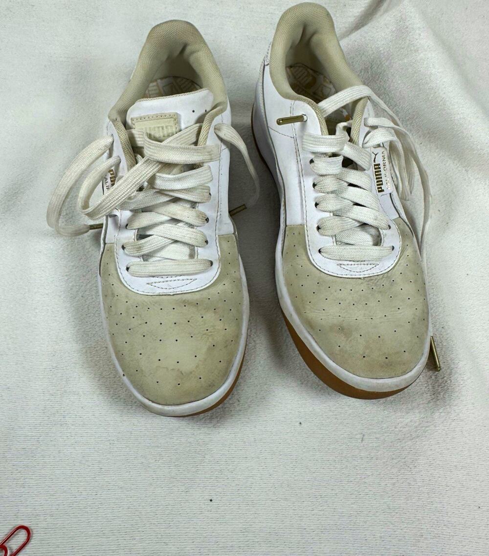 PUMA California White/Beige Low Top Lace-Up Sneakers Leather Womens Sz 8.5